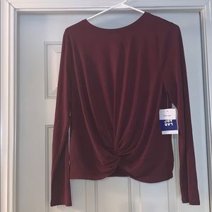 Red/Purple knot shirt